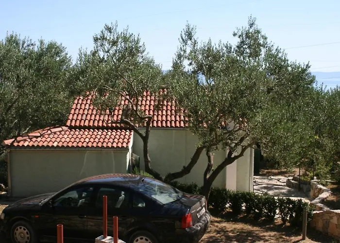 House With A Parking Space - 6770 Makarska