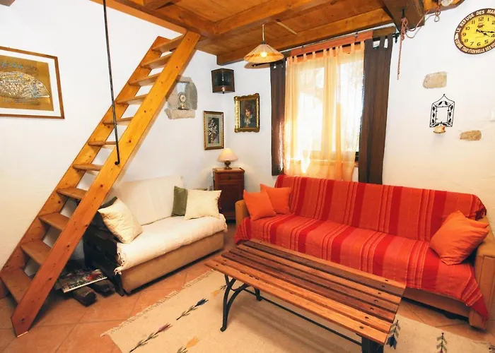 House With A Parking Space - 6770 Hébergement de vacances *